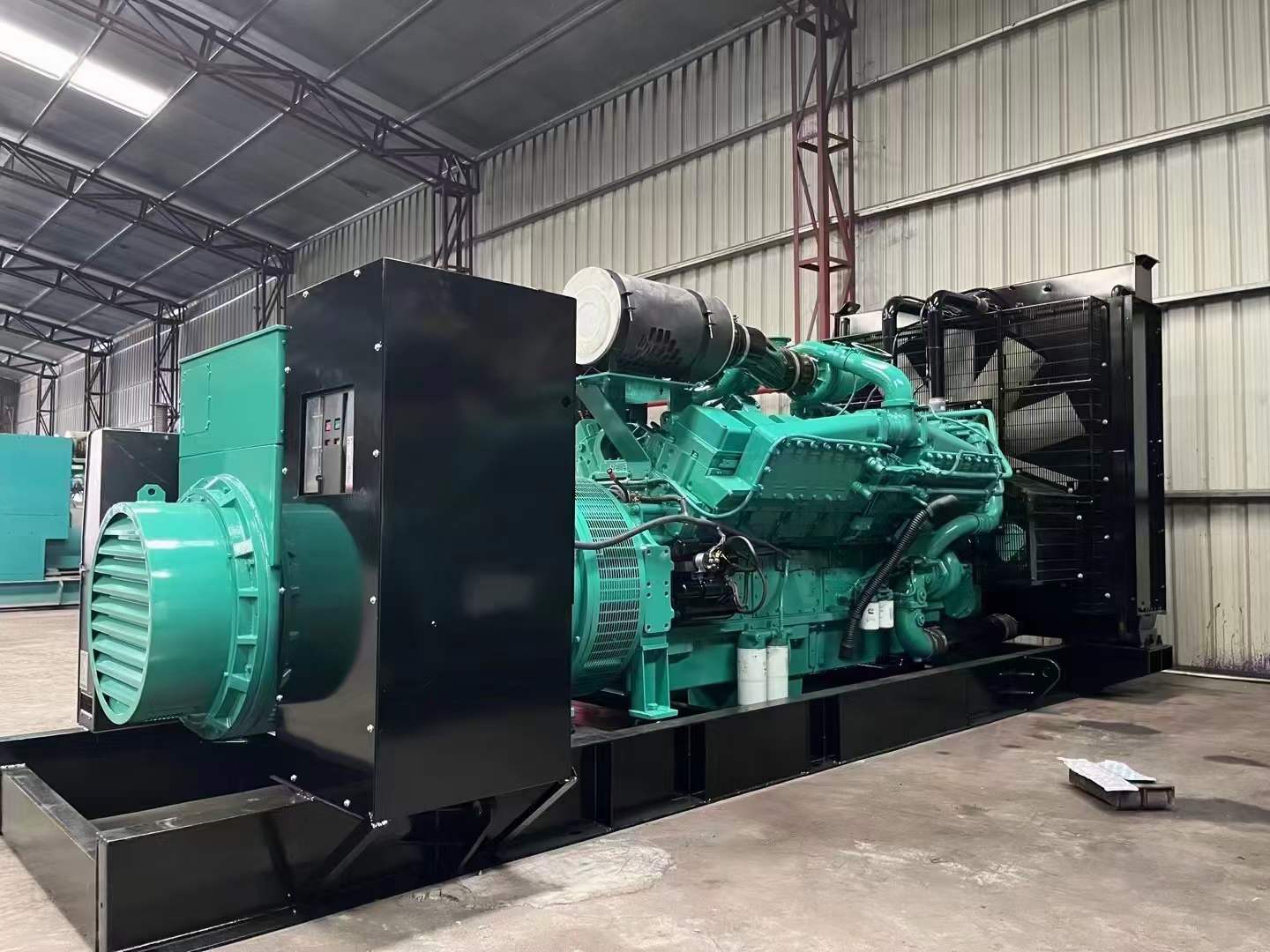 鄯善如何降低 800kW 柴油发电机输出电流的波动？